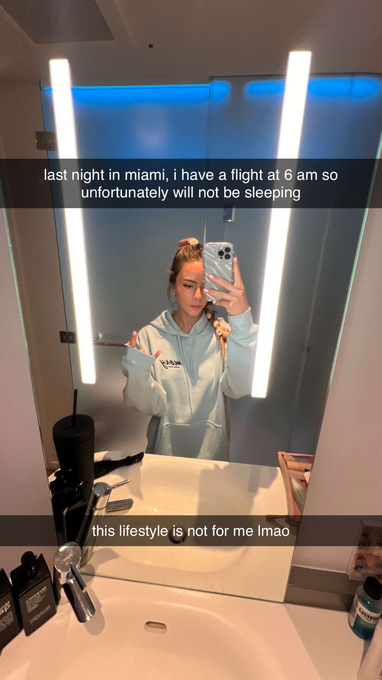 meelahrobbins snapchat image archive image