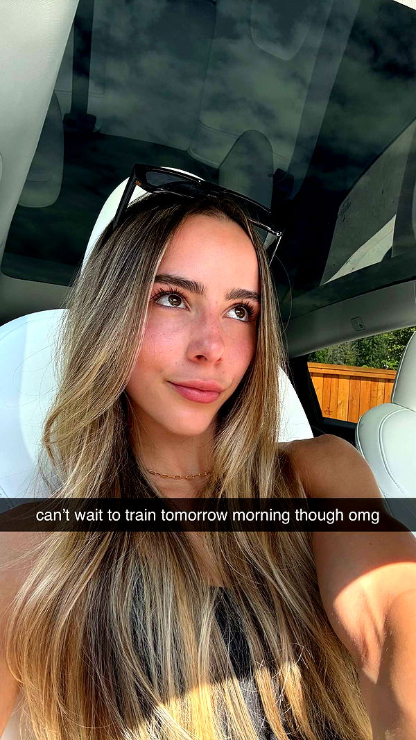 meelahrobbins image ~ Altpins