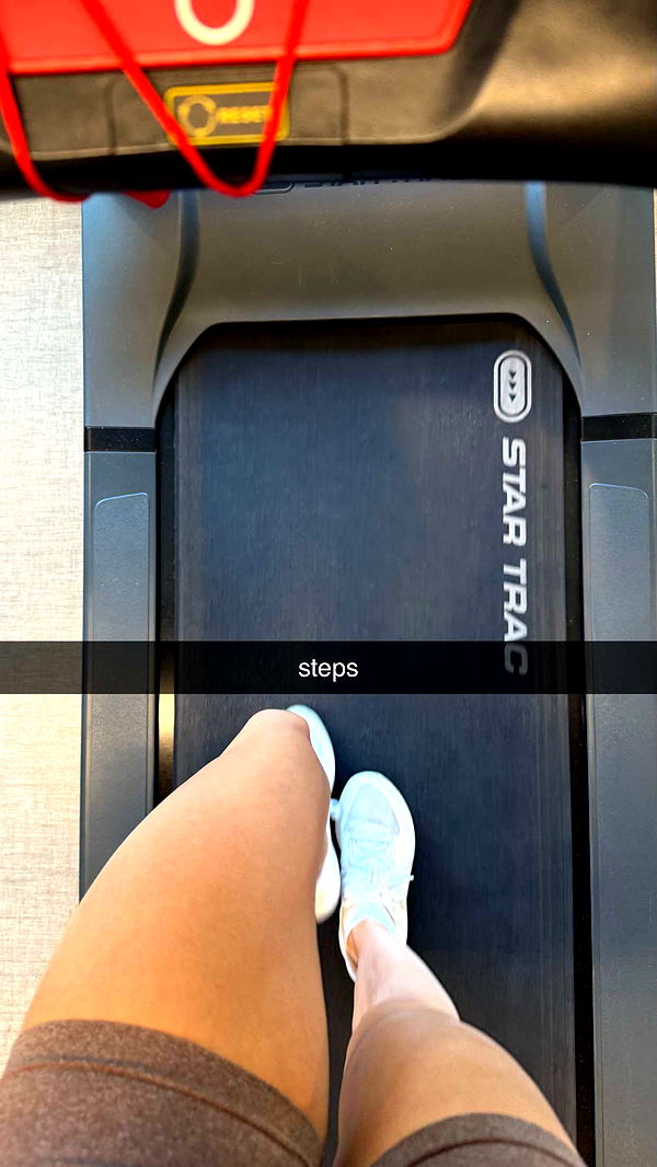 meelahrobbins image ~ Altpins