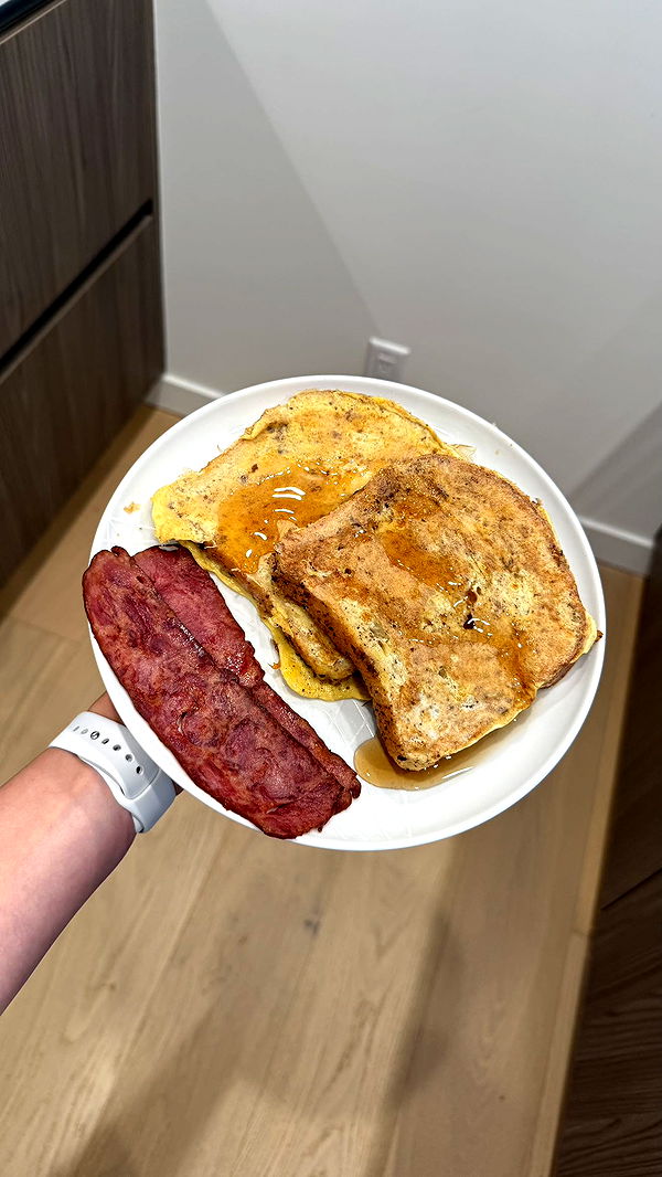 meelahrobbins image ~ Altpins