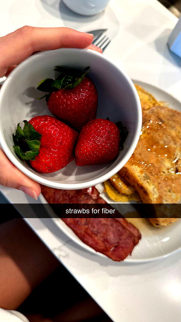 meelahrobbins image ~ Altpins