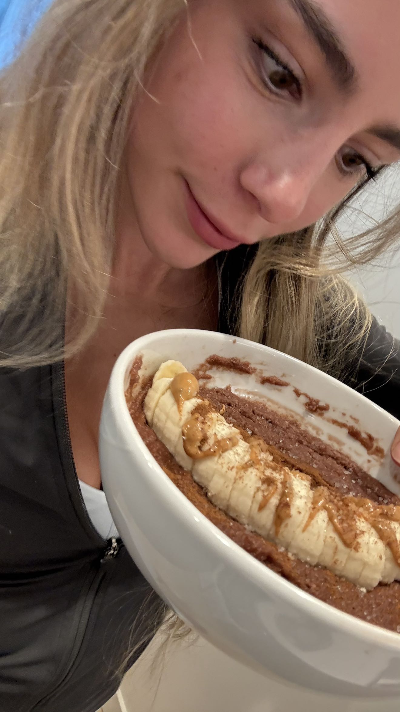 meelahrobbins snapchat image archive image