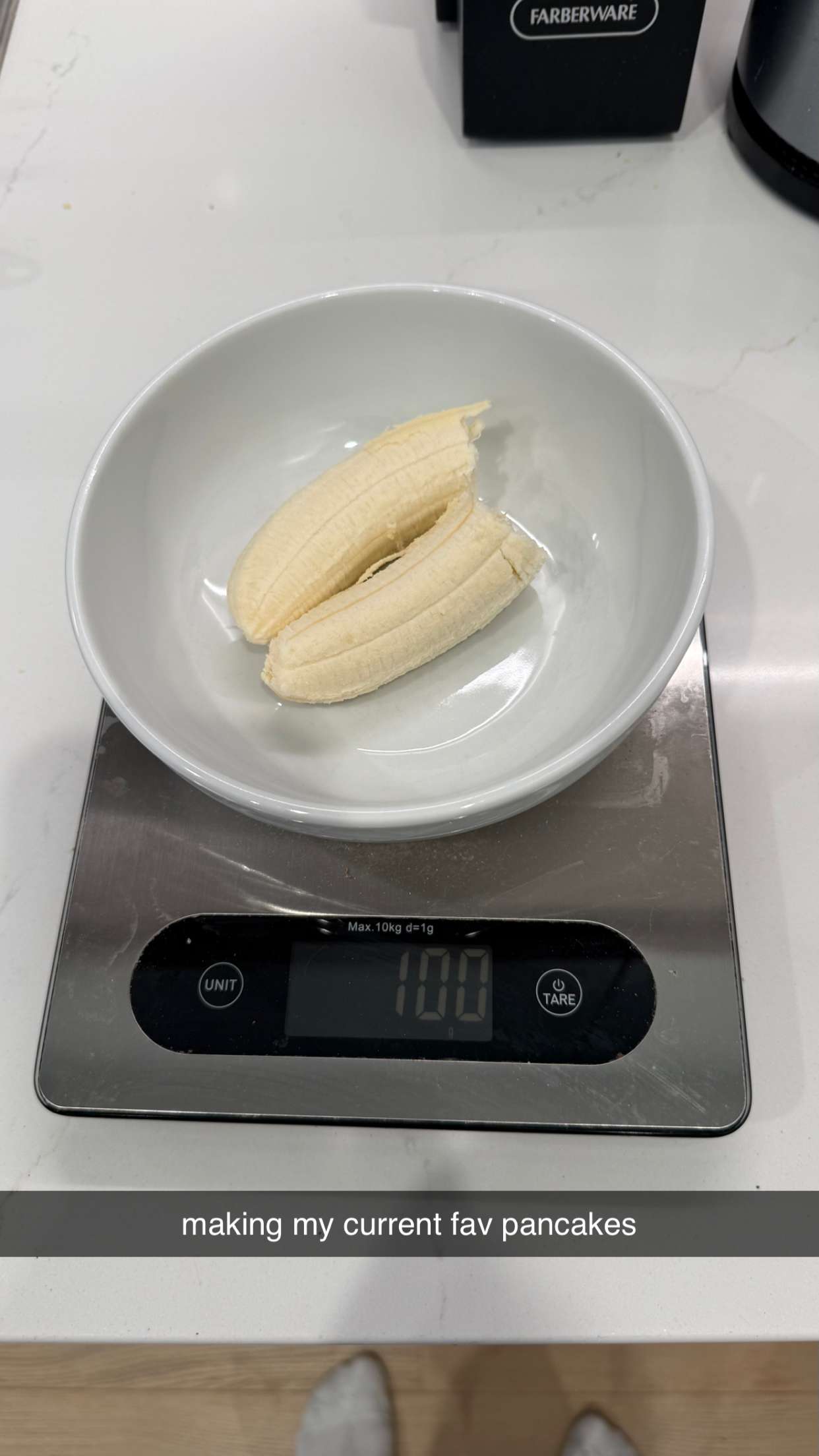 meelahrobbins snapchat image archive image