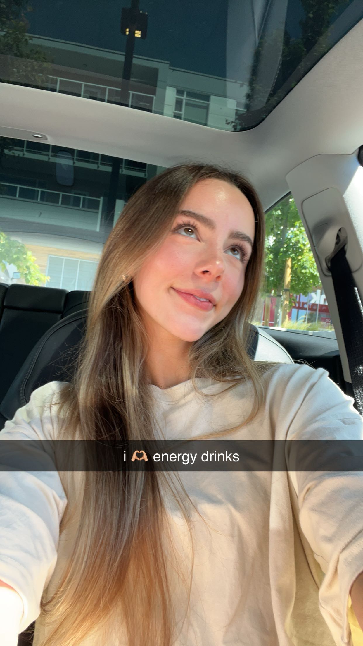 meelahrobbins snapchat image archive image