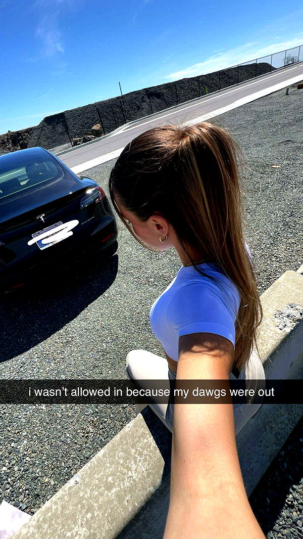 meelahrobbins image ~ Altpins