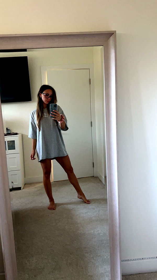 meelahrobbins image ~ Altpins