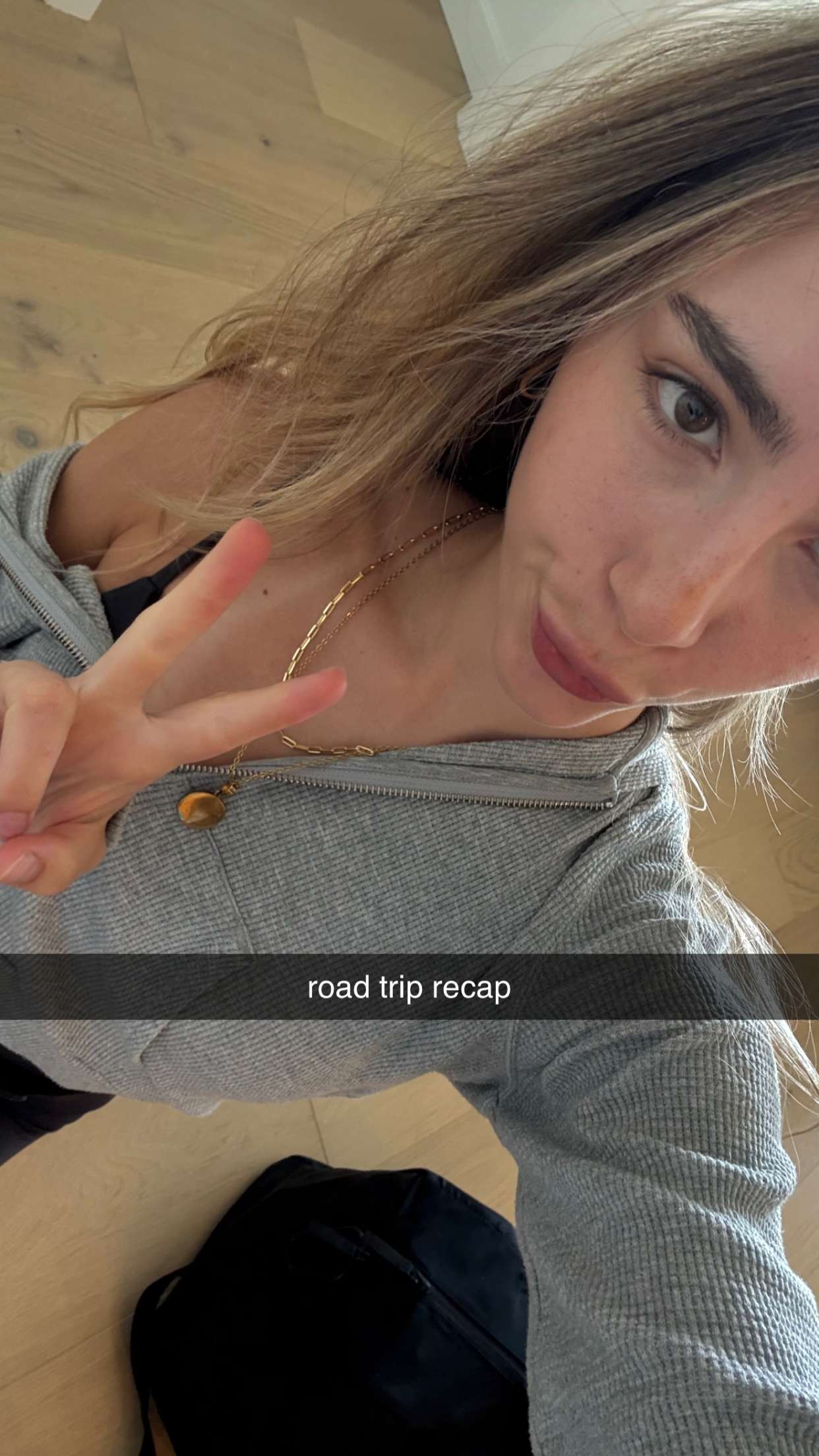 meelahrobbins snapchat image archive image