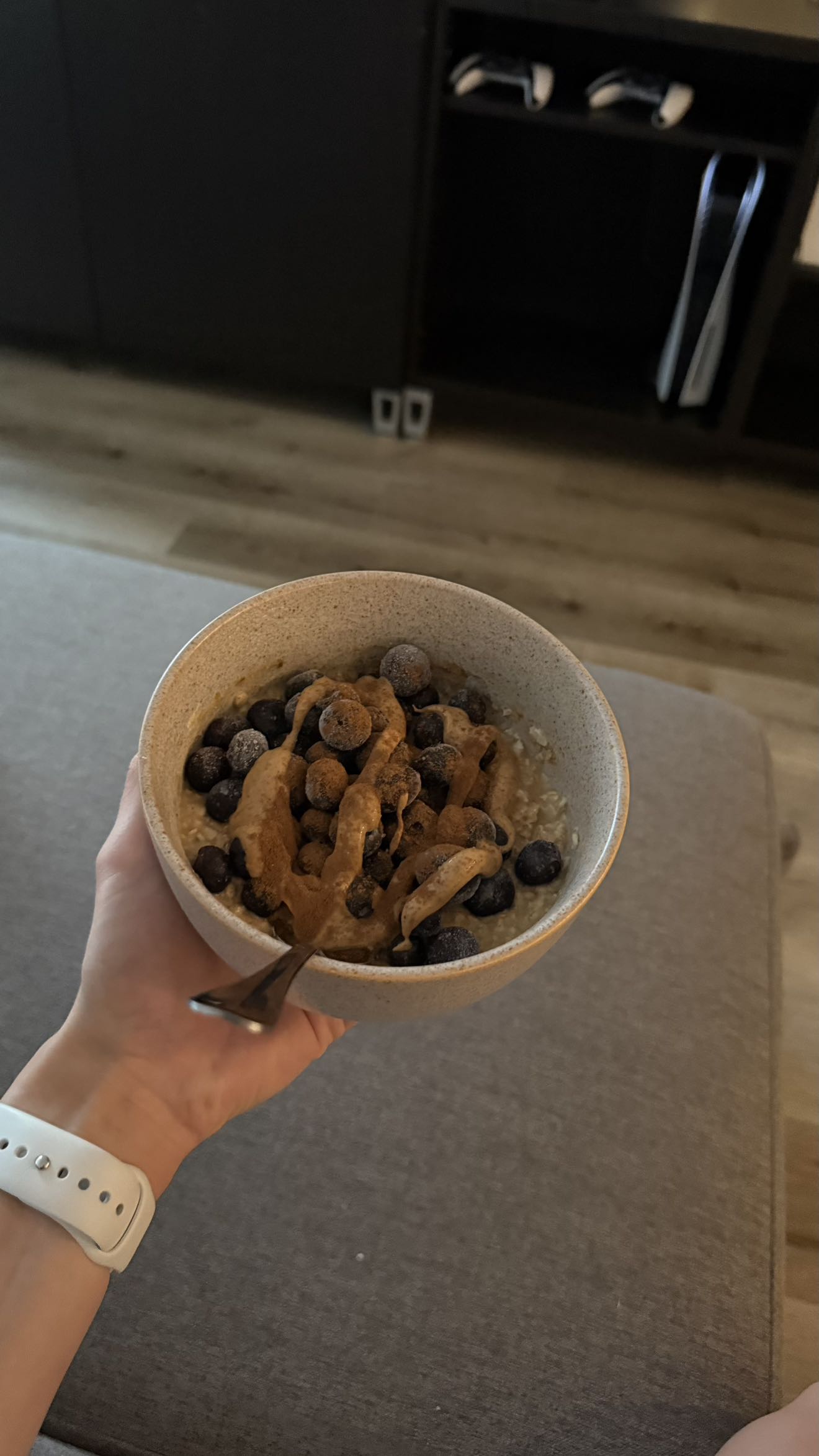 meelahrobbins snapchat image archive image