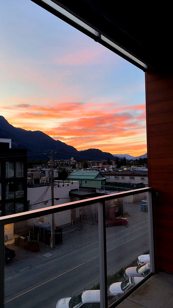 meelahrobbins image ~ Altpins