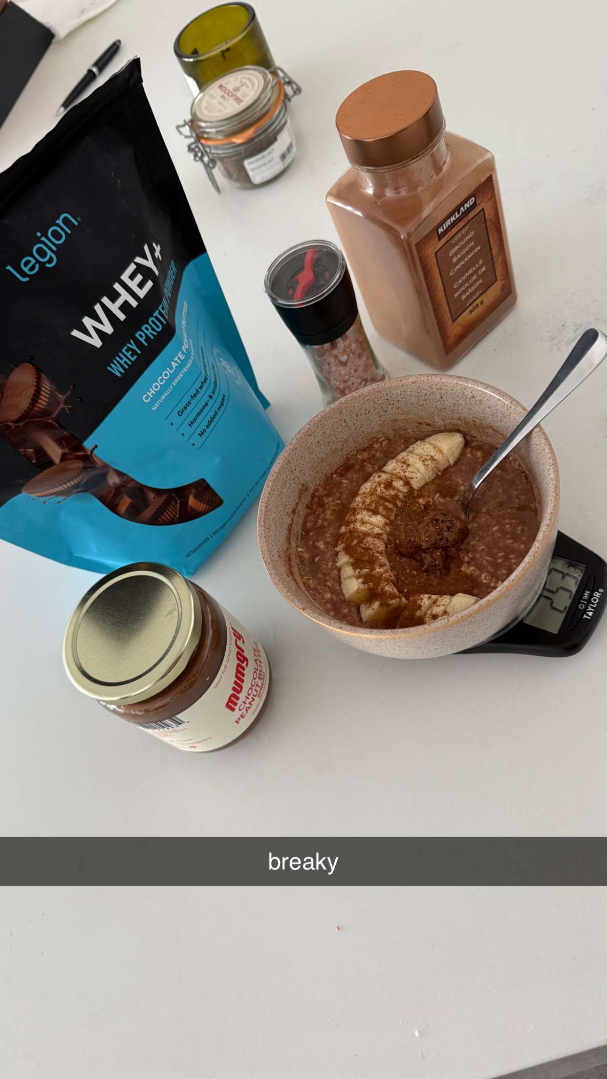 meelahrobbins snapchat image archive image