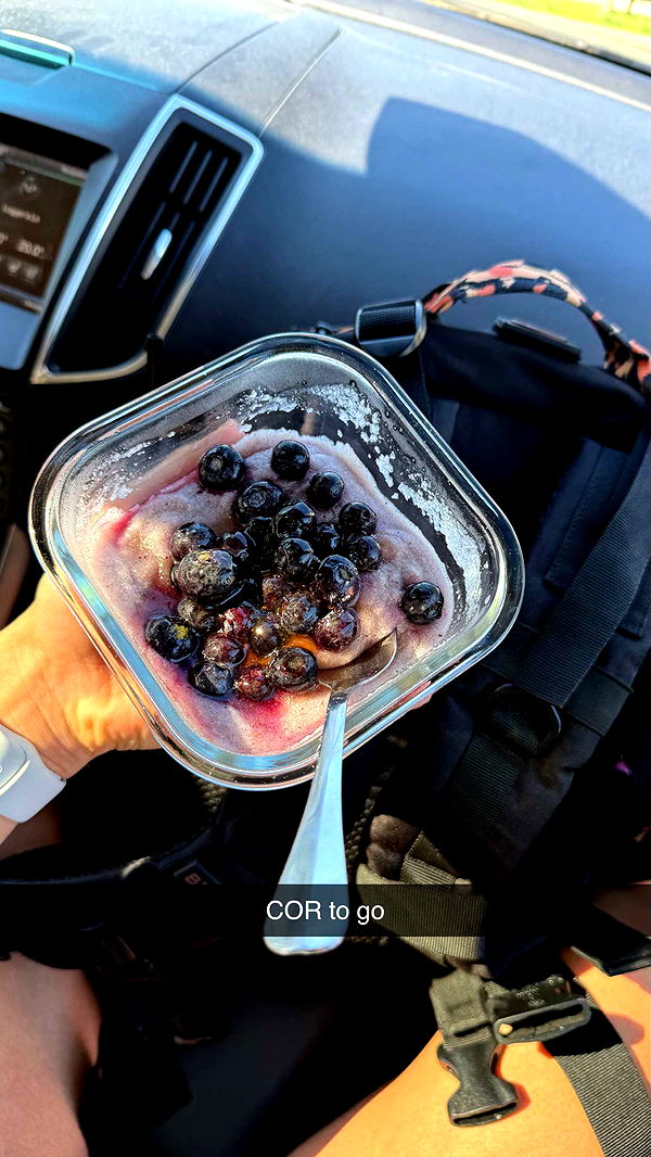 meelahrobbins image ~ Altpins