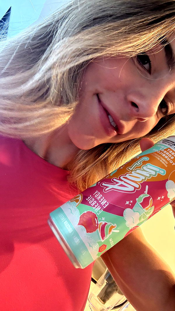 meelahrobbins image ~ Altpins