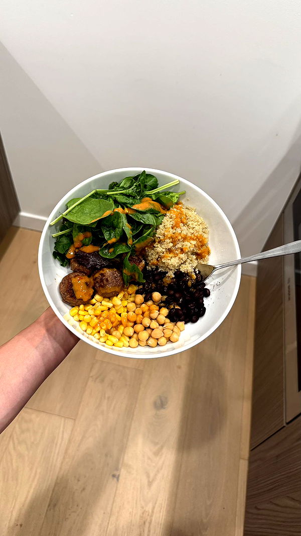 meelahrobbins image ~ Altpins