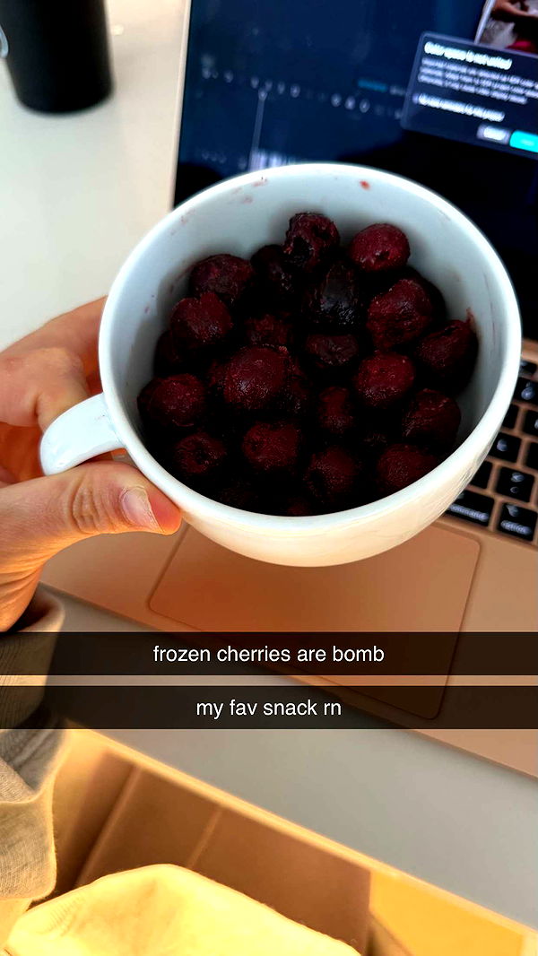 meelahrobbins image ~ Altpins