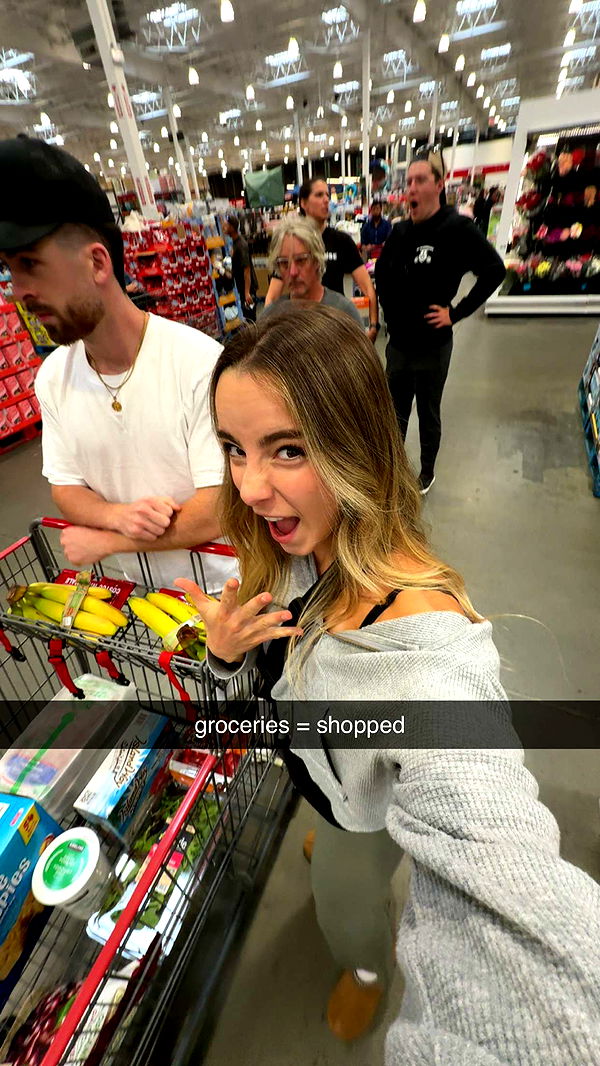 meelahrobbins image ~ Altpins