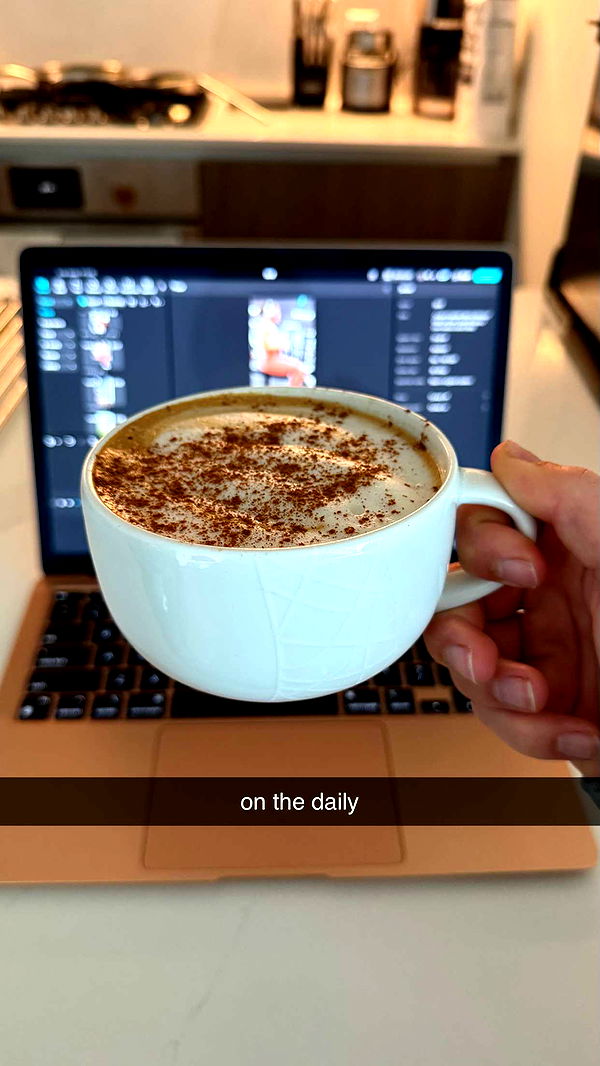 meelahrobbins image ~ Altpins