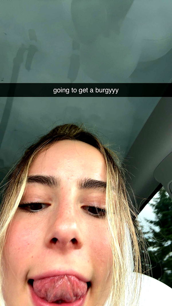 meelahrobbins image ~ Altpins