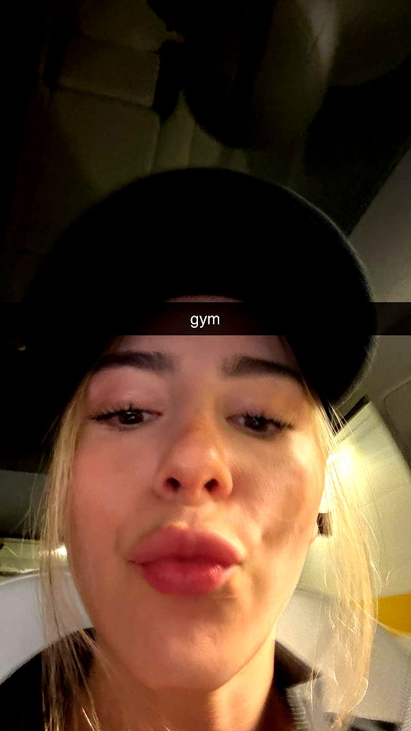 meelahrobbins image ~ Altpins