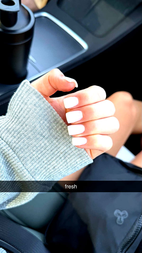 meelahrobbins image ~ Altpins