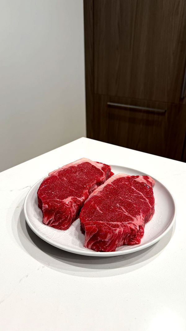 meelahrobbins image ~ Altpins