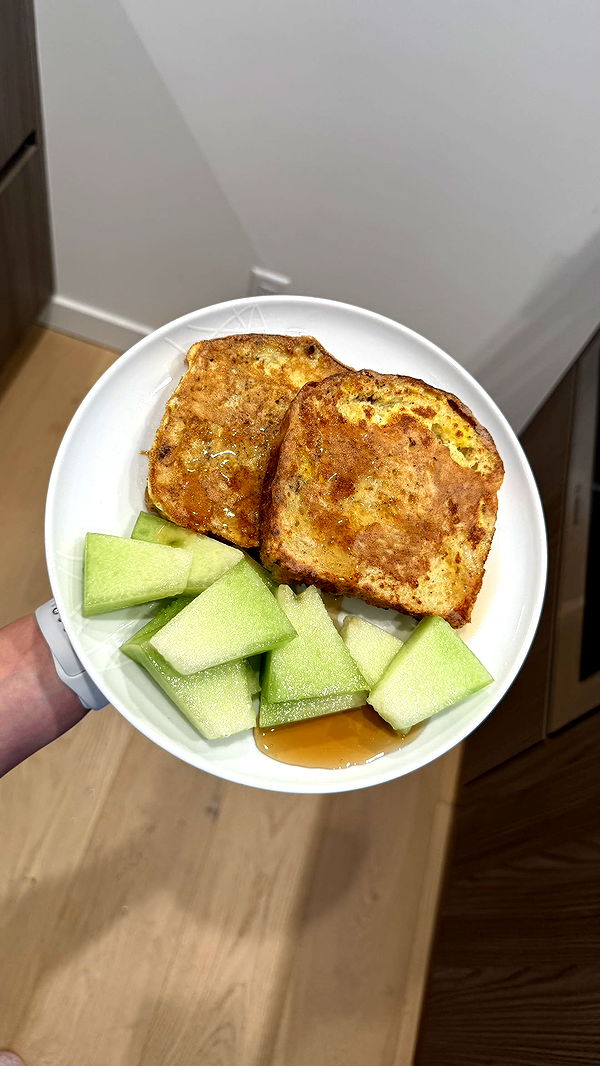 meelahrobbins image ~ Altpins