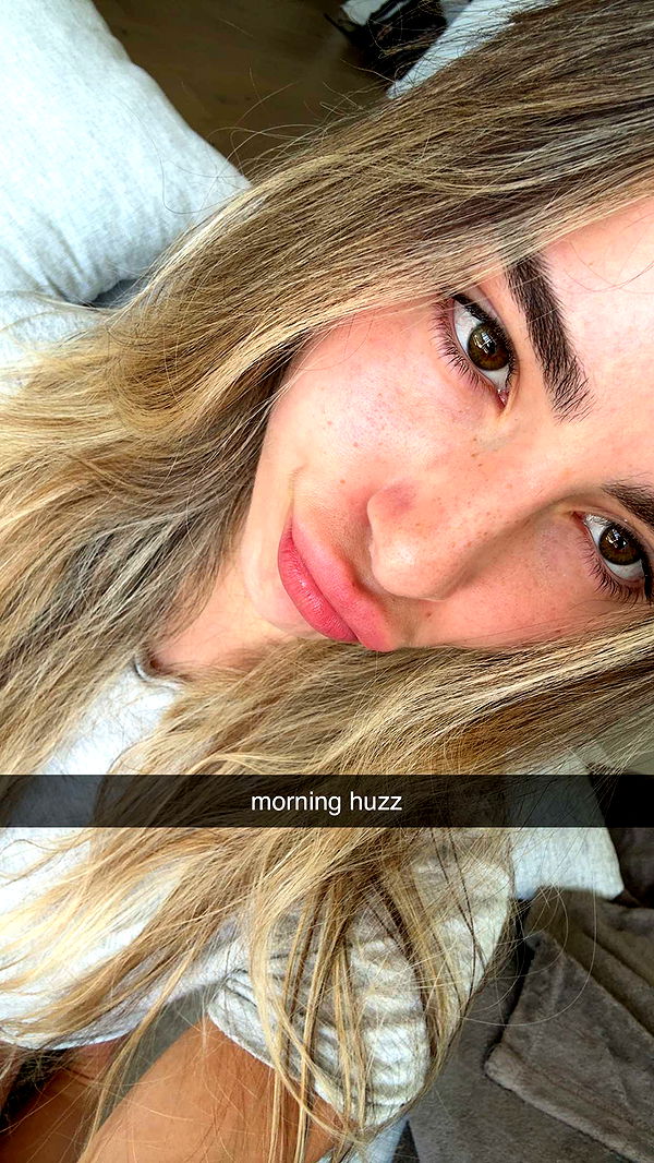 meelahrobbins image ~ Altpins