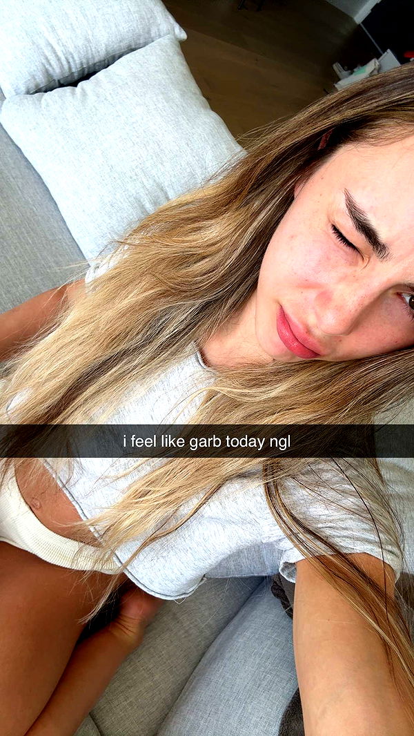 meelahrobbins image ~ Altpins