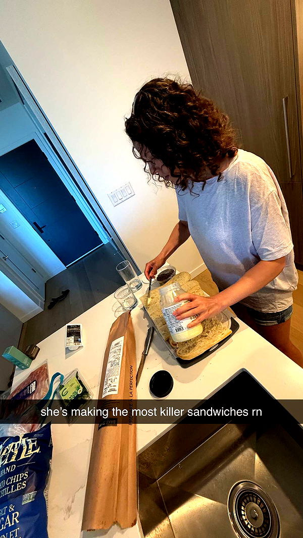 meelahrobbins image ~ Altpins