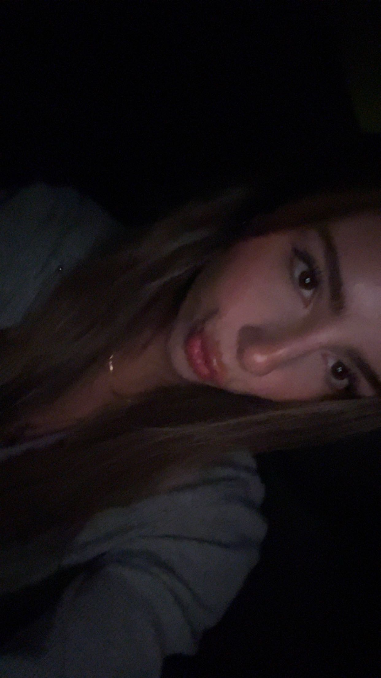 meelahrobbins snapchat image archive image