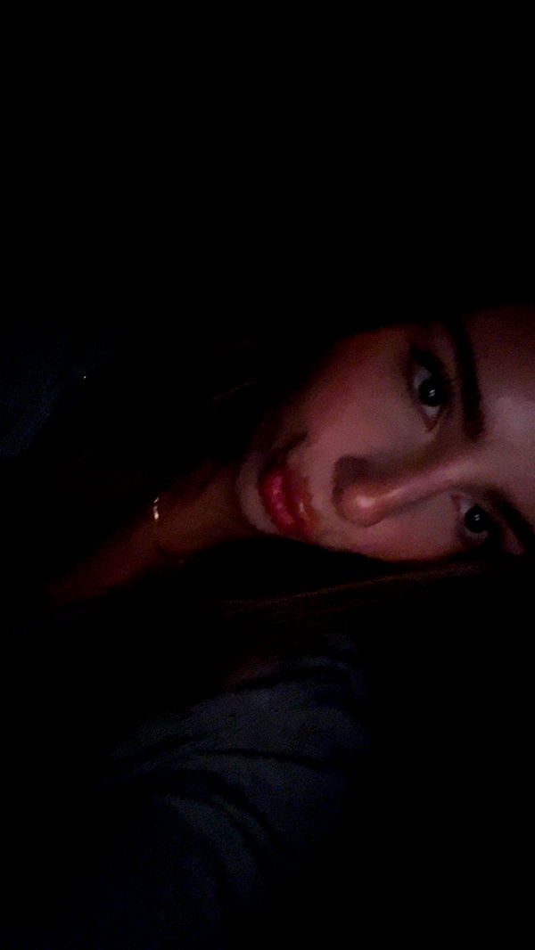 meelahrobbins image ~ Altpins