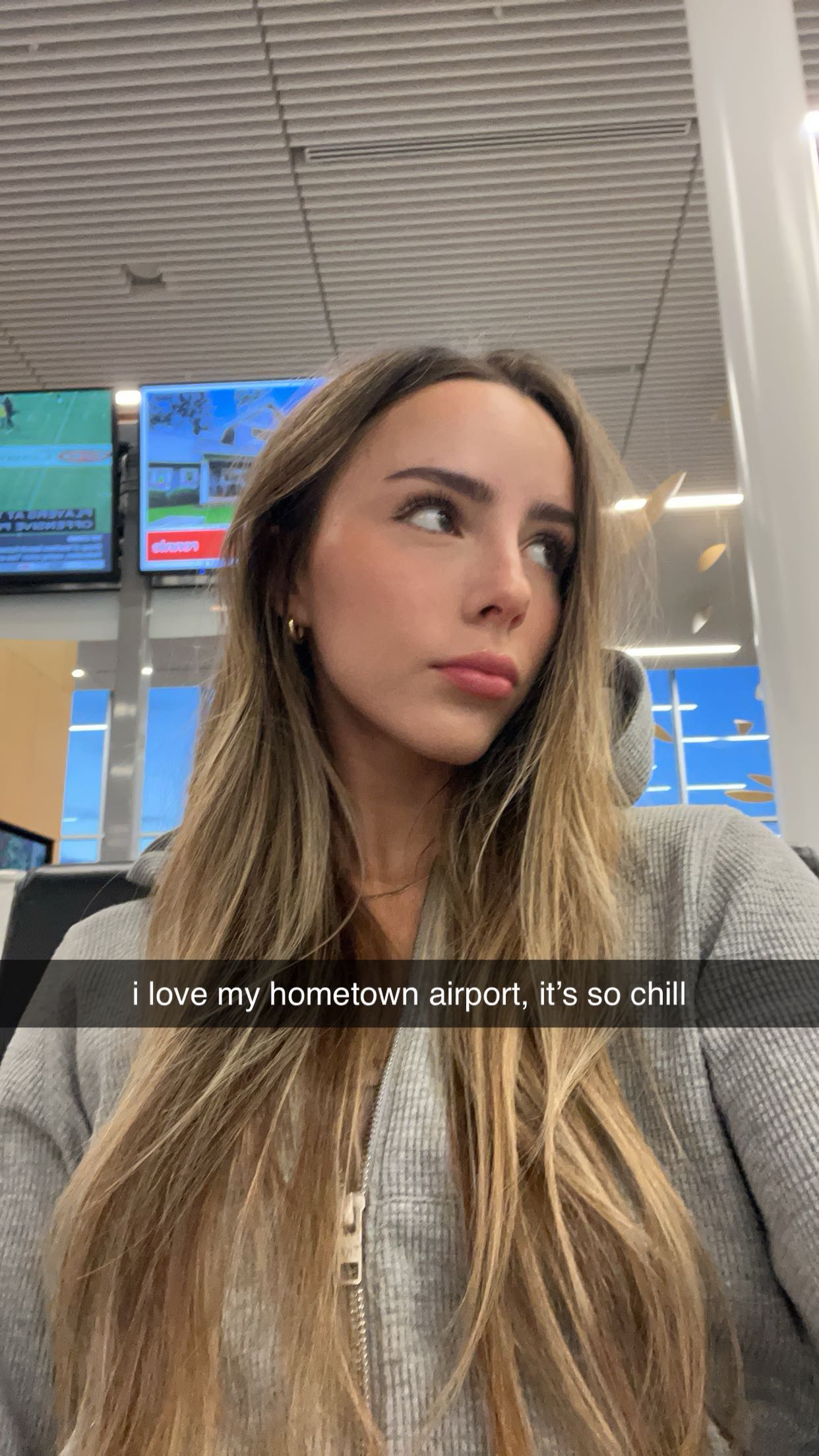 meelahrobbins snapchat image archive image