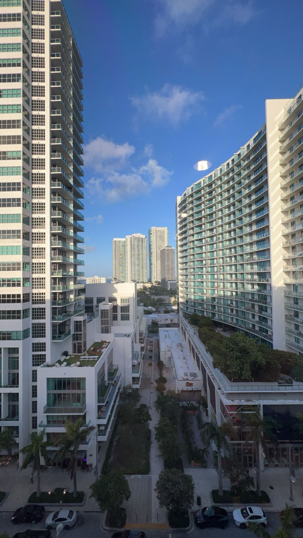 meelahrobbins snapchat image archive image