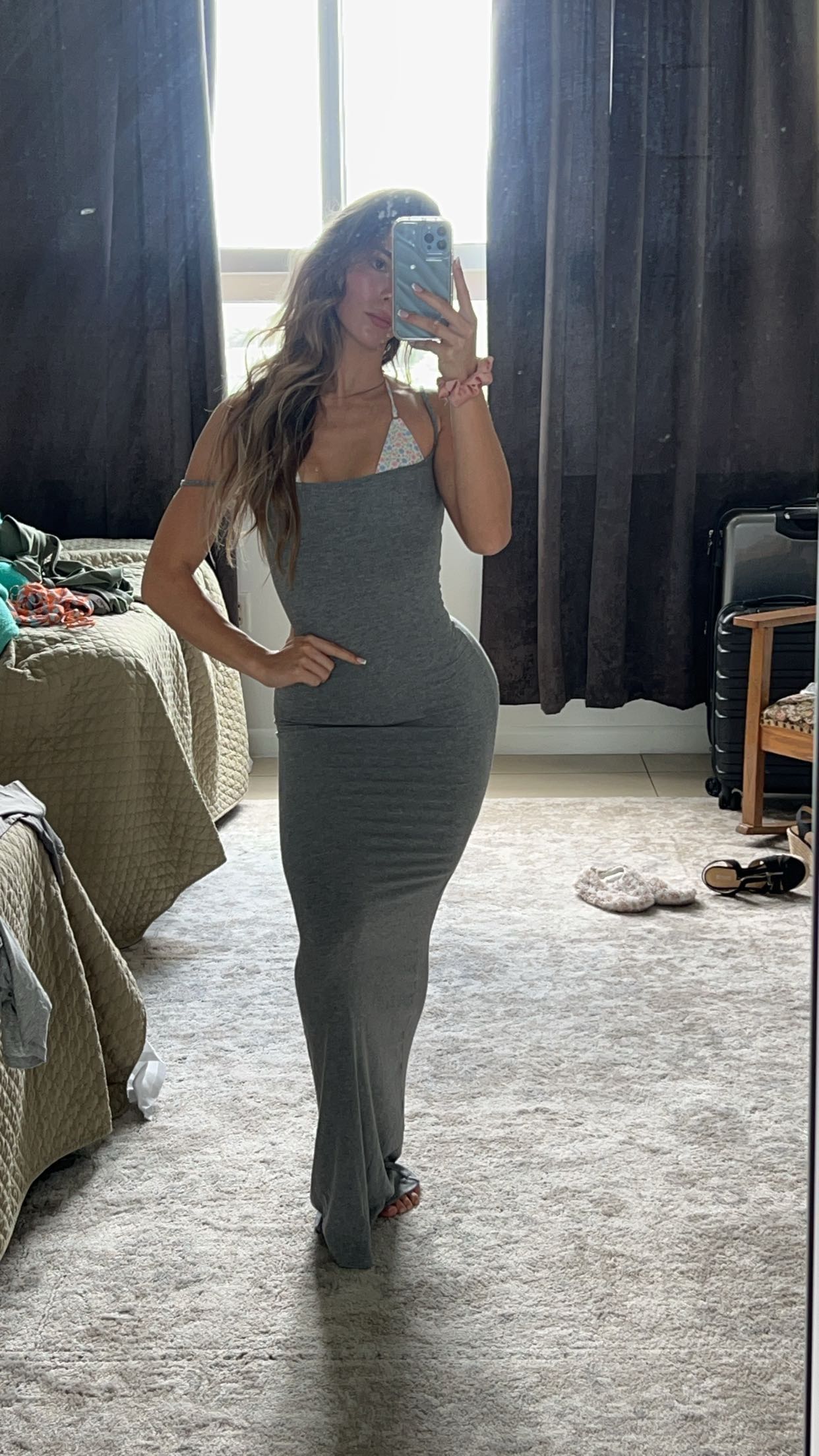 meelahrobbins snapchat image archive image