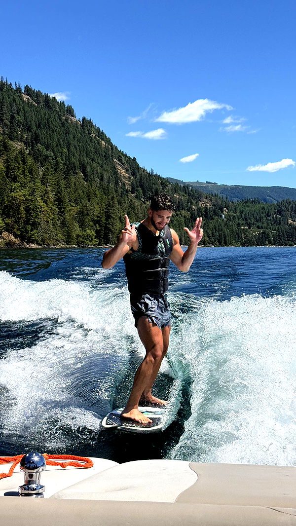 meelahrobbins image ~ Altpins