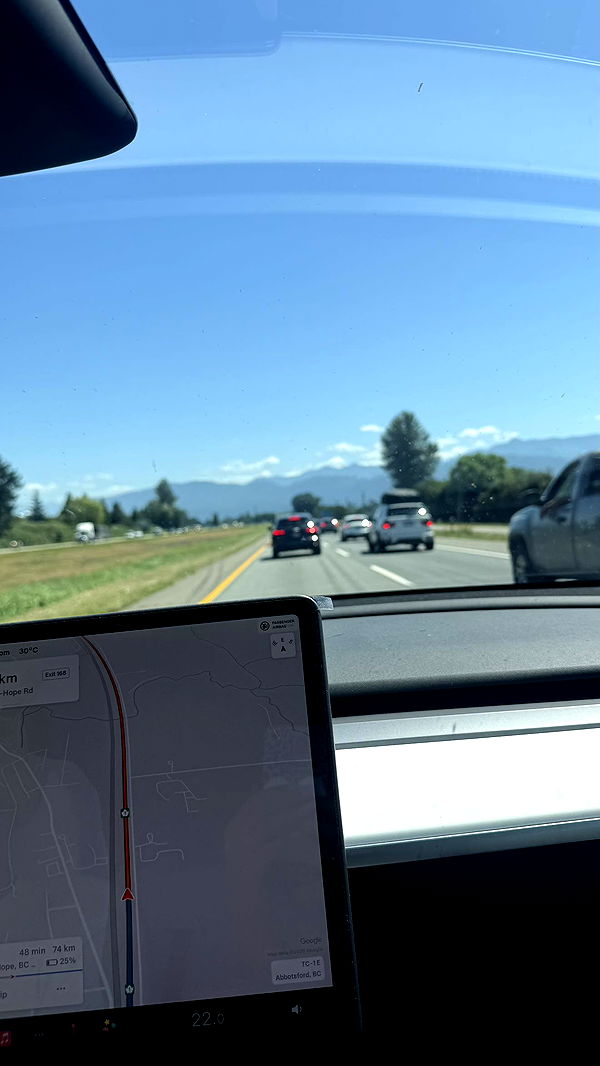 meelahrobbins image ~ Altpins