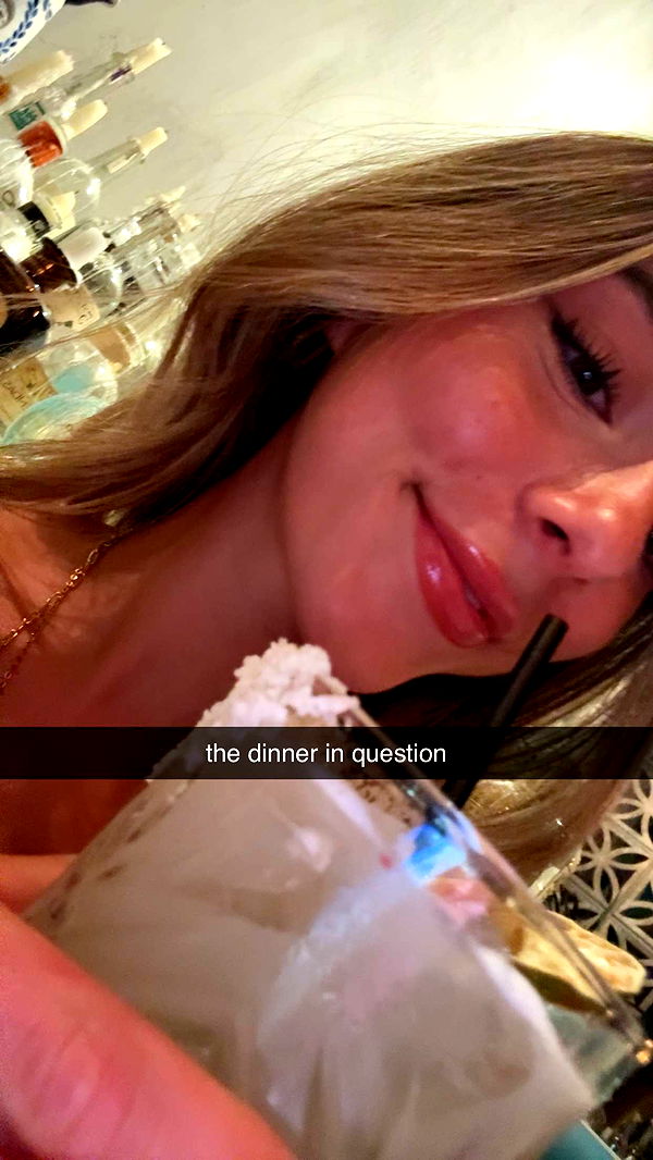 meelahrobbins image ~ Altpins