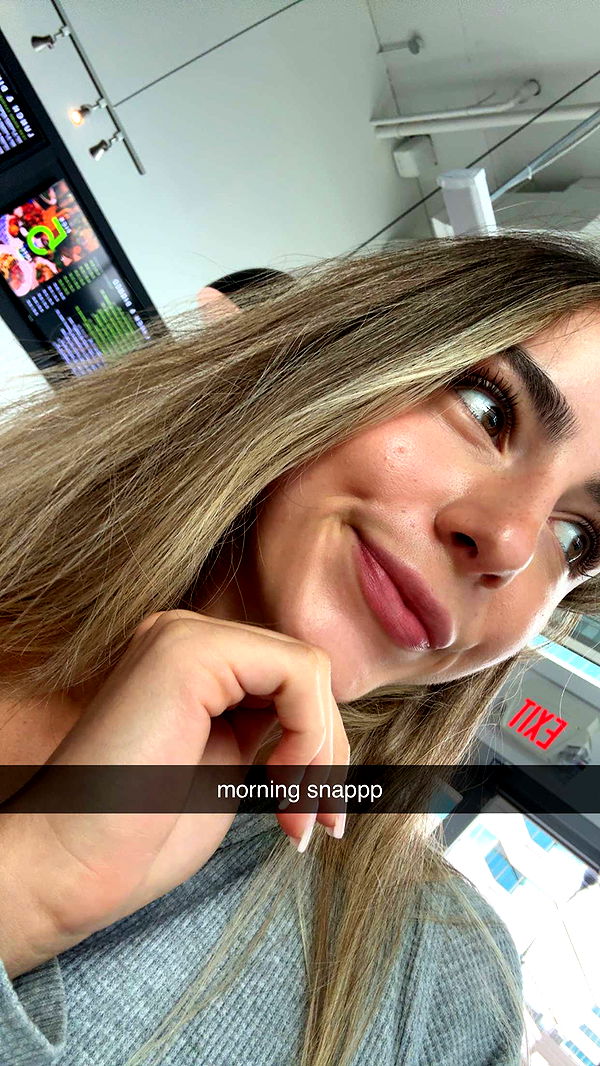 meelahrobbins image ~ Altpins