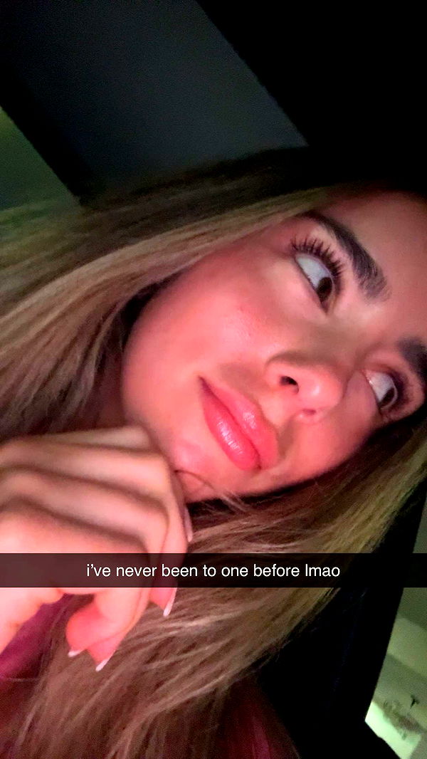 meelahrobbins image ~ Altpins