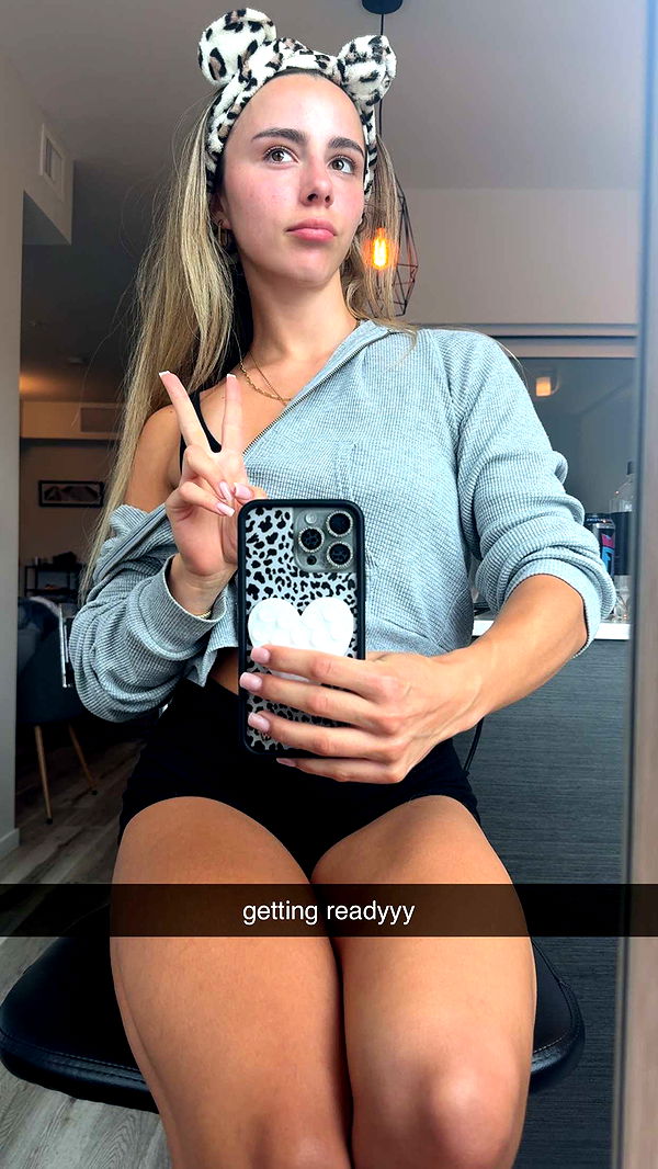 meelahrobbins image ~ Altpins