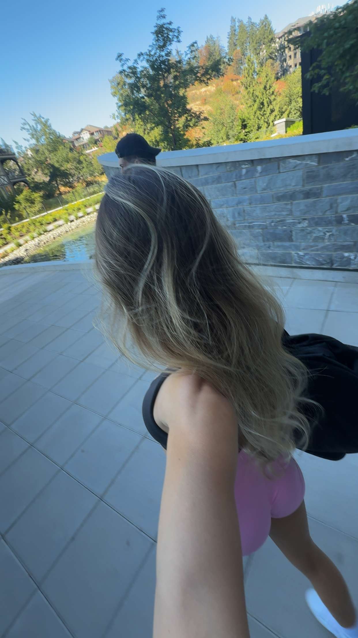 meelahrobbins snapchat image archive image