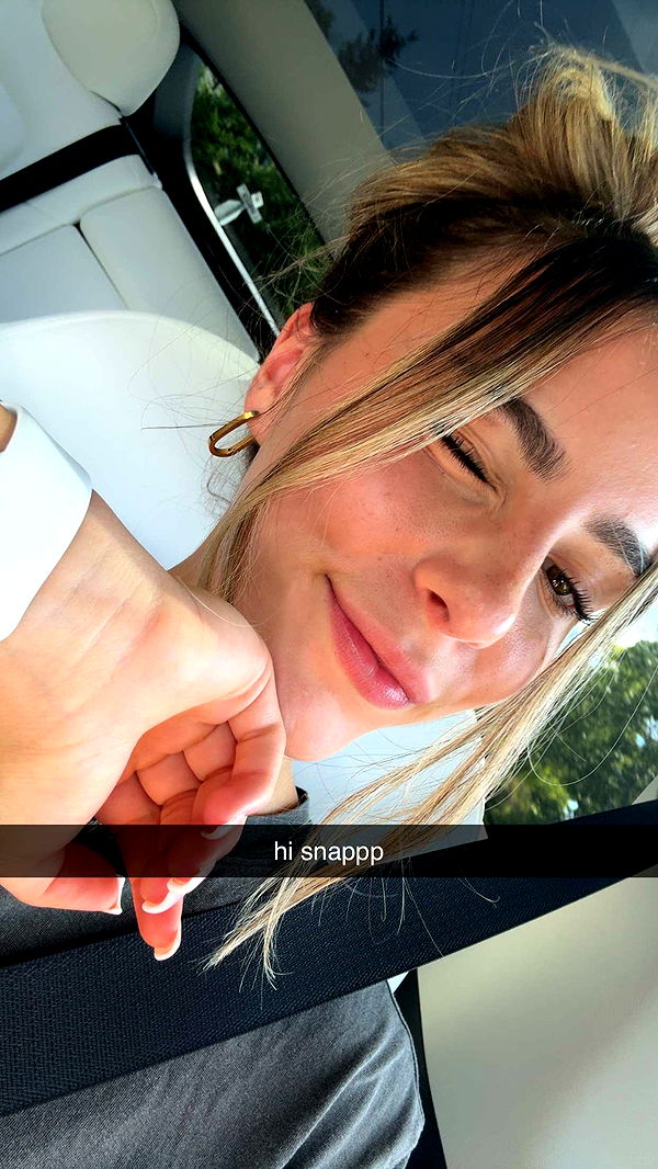 meelahrobbins image ~ Altpins