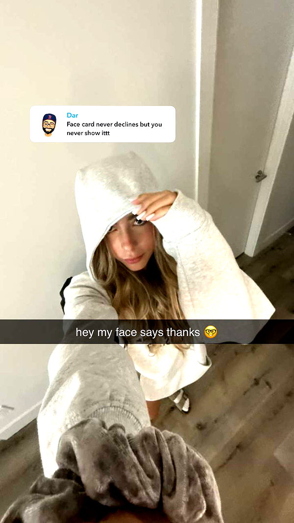 meelahrobbins image ~ Altpins