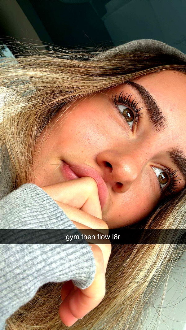 meelahrobbins image ~ Altpins