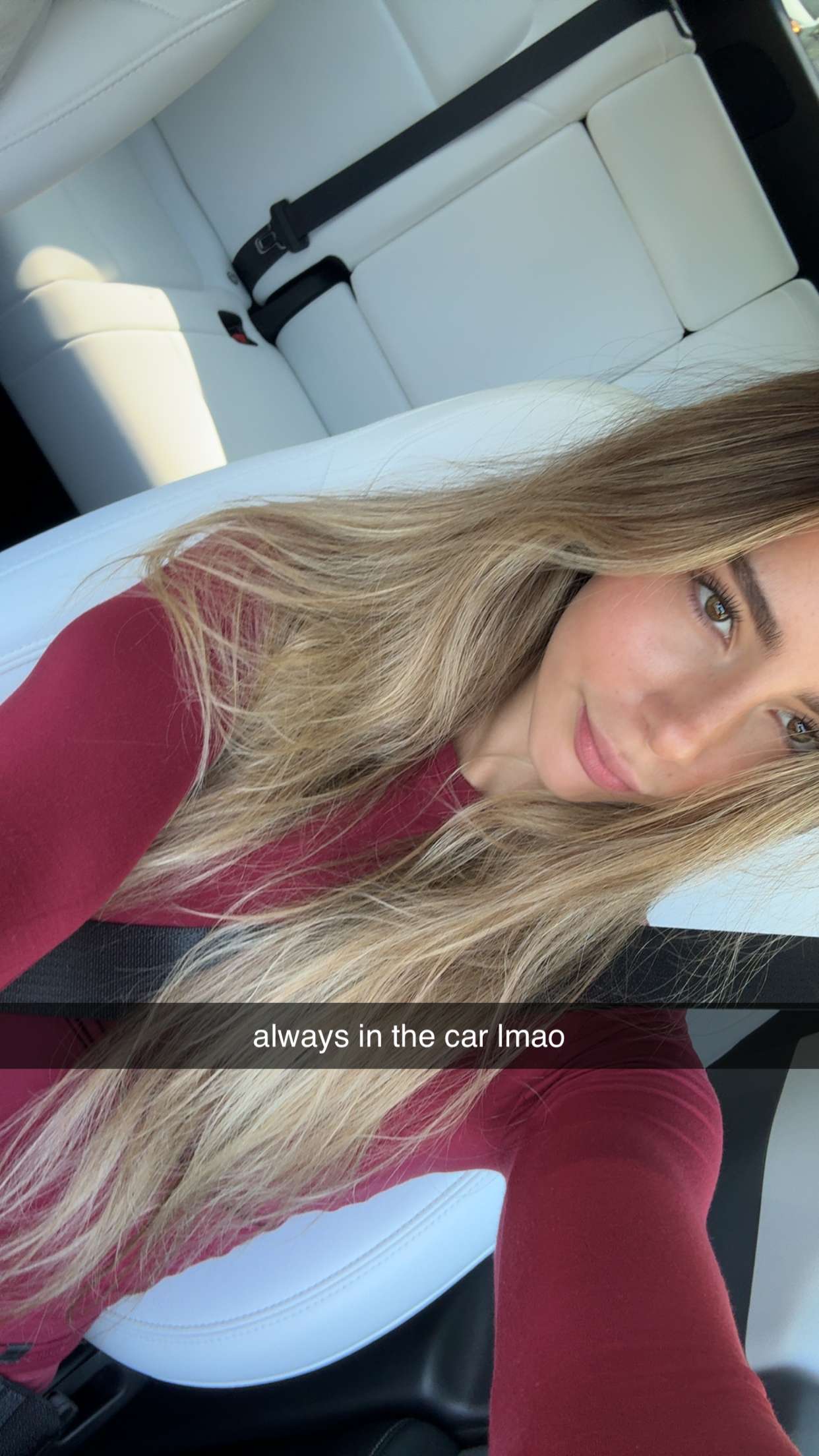 meelahrobbins snapchat image archive image