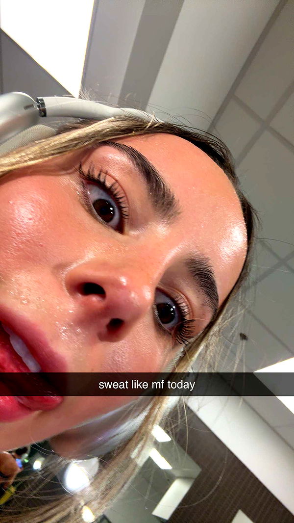 meelahrobbins image ~ Altpins