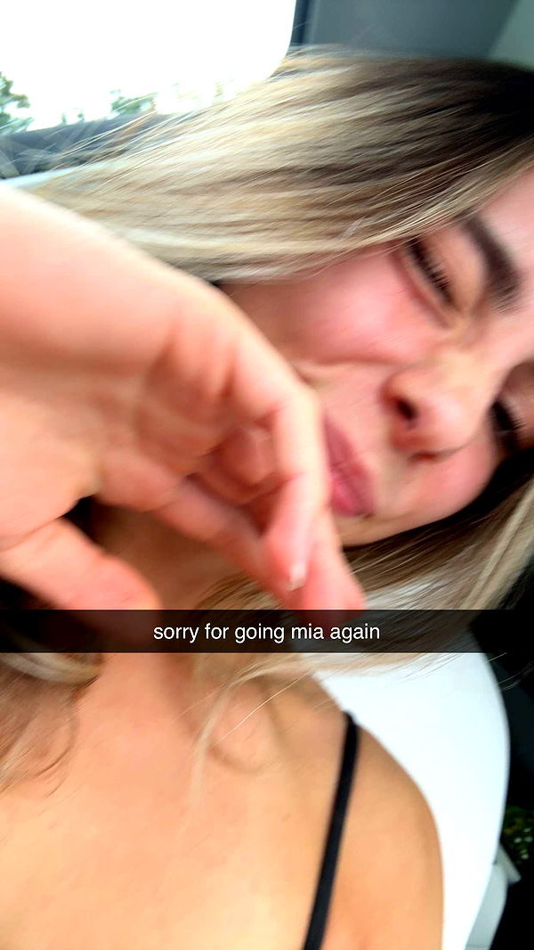 meelahrobbins image ~ Altpins