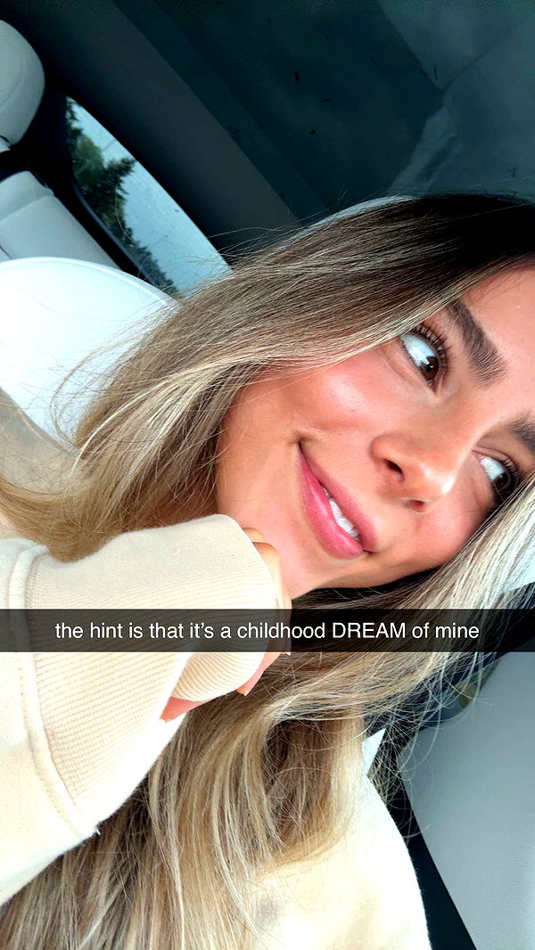 meelahrobbins image ~ Altpins