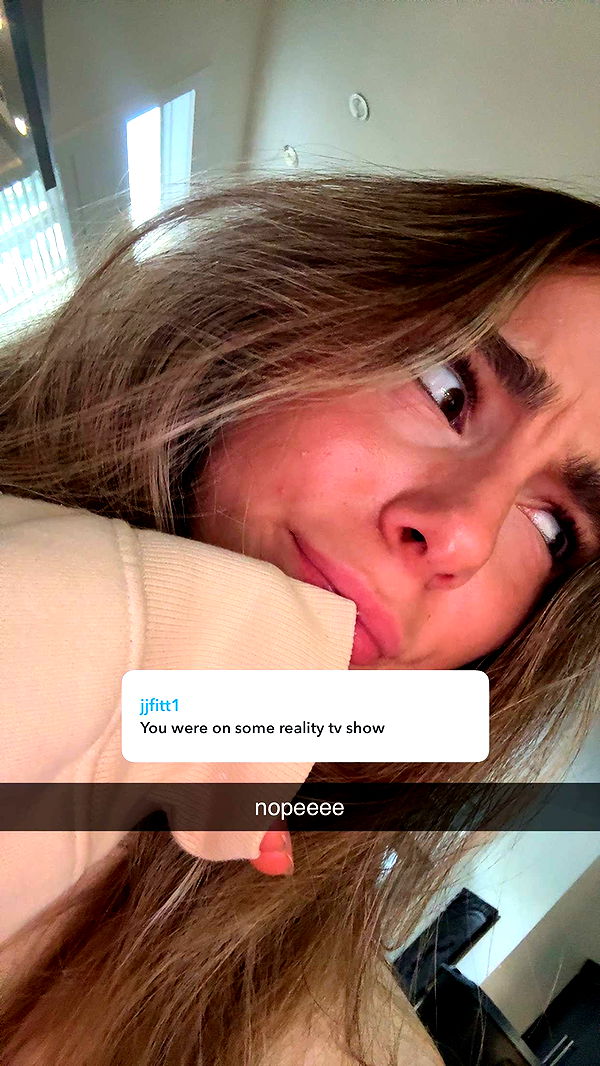 meelahrobbins image ~ Altpins