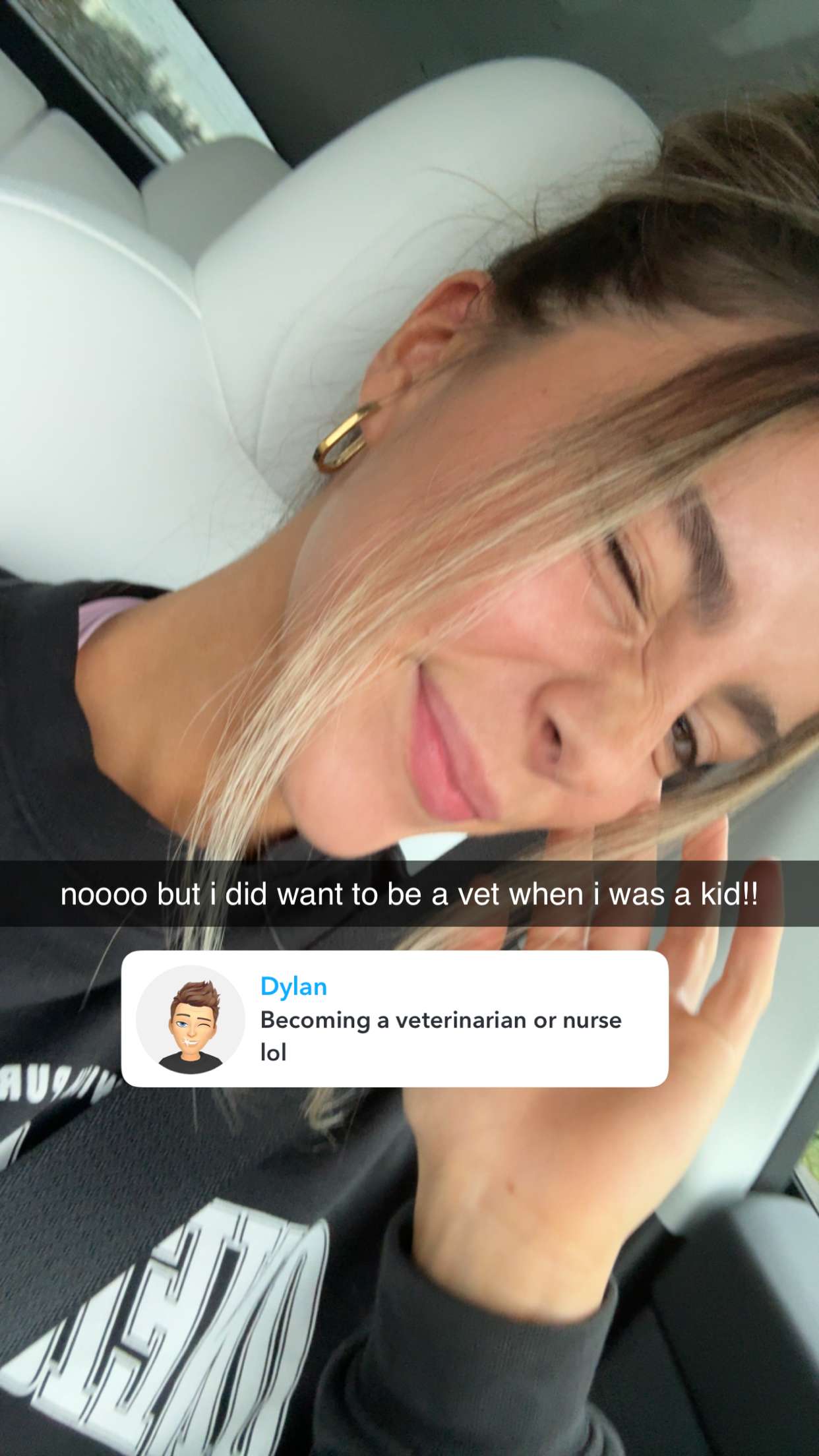 meelahrobbins snapchat image archive image