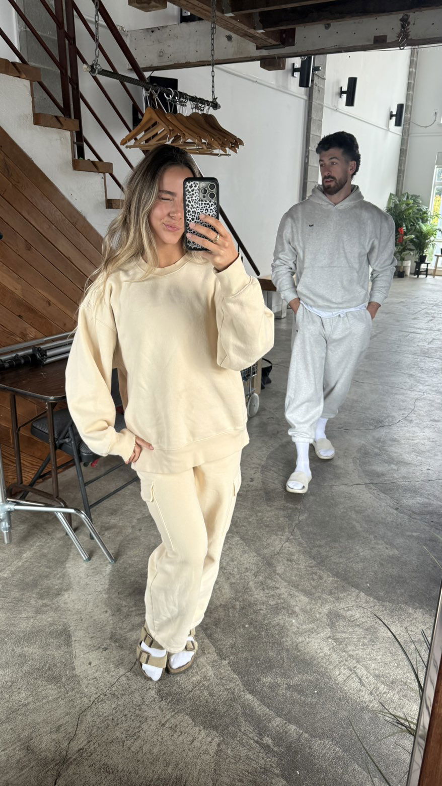 meelahrobbins snapchat image archive image